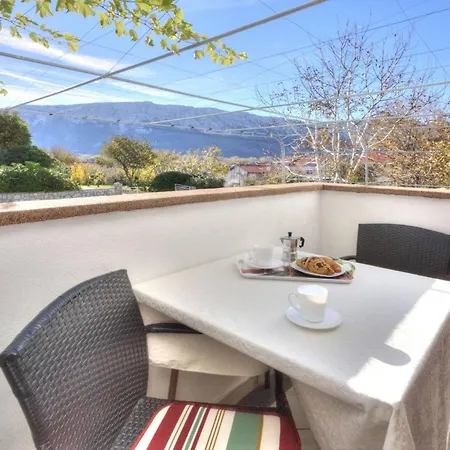 Grozdana Πανσιόν 3*