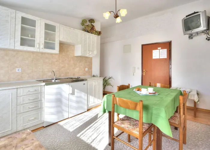 בית הארחה Grozdana 3*